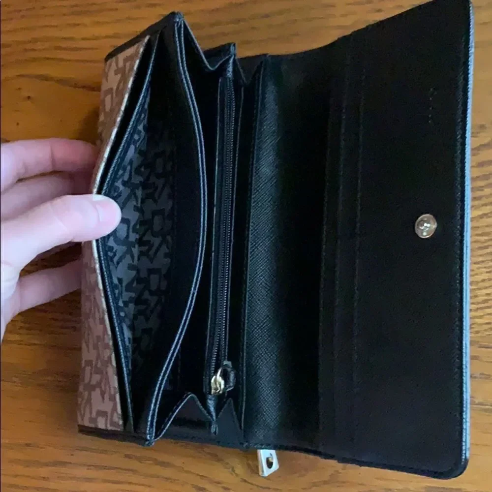 DKNY Jacquard Wallet Brown Tan